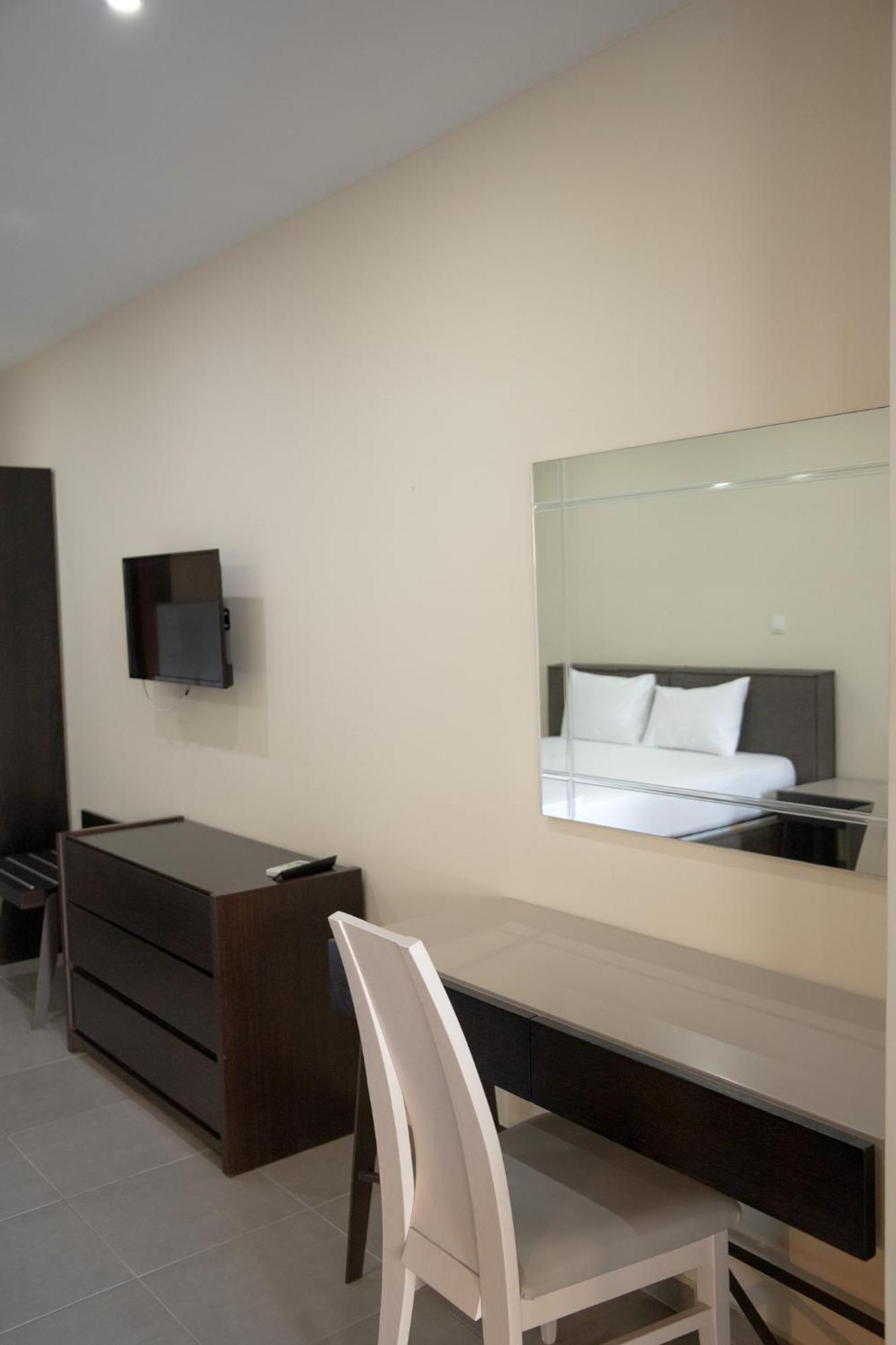Sunset Inn Kriopigi Habitación foto