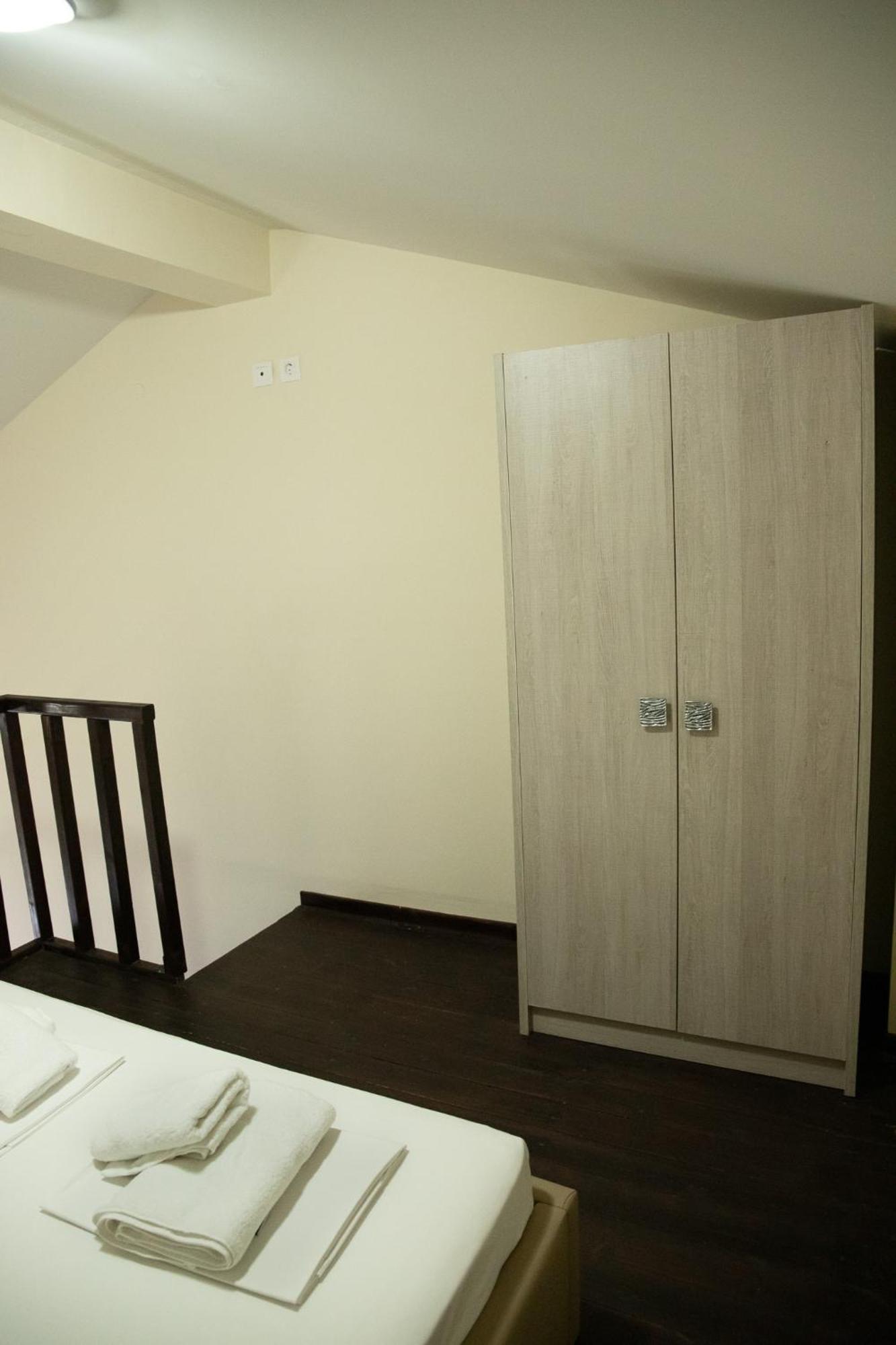 Sunset Inn Kriopigi Habitación foto